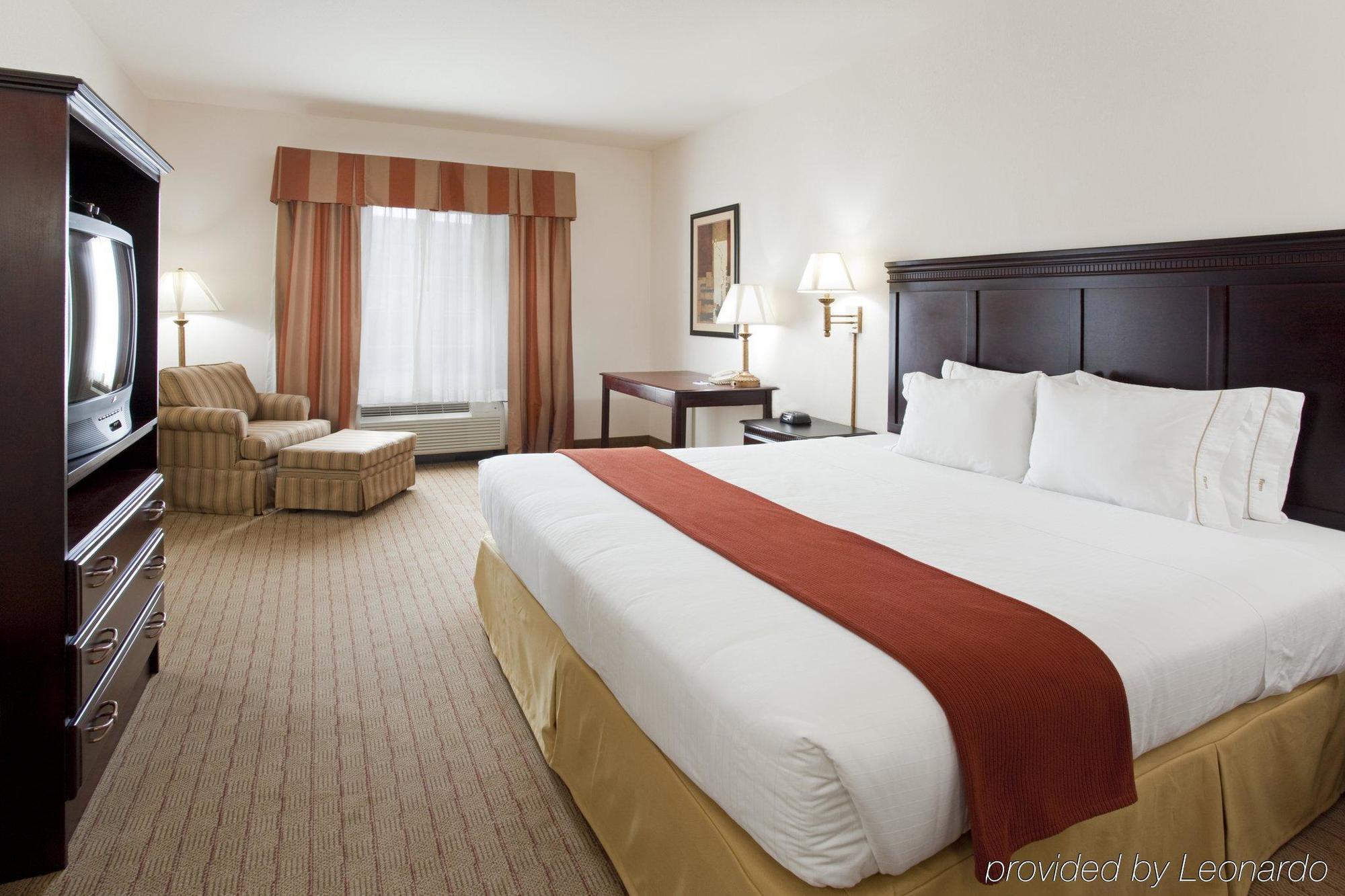 Holiday Inn Express Hotel & Suites Evanston By Ihg Habitación foto